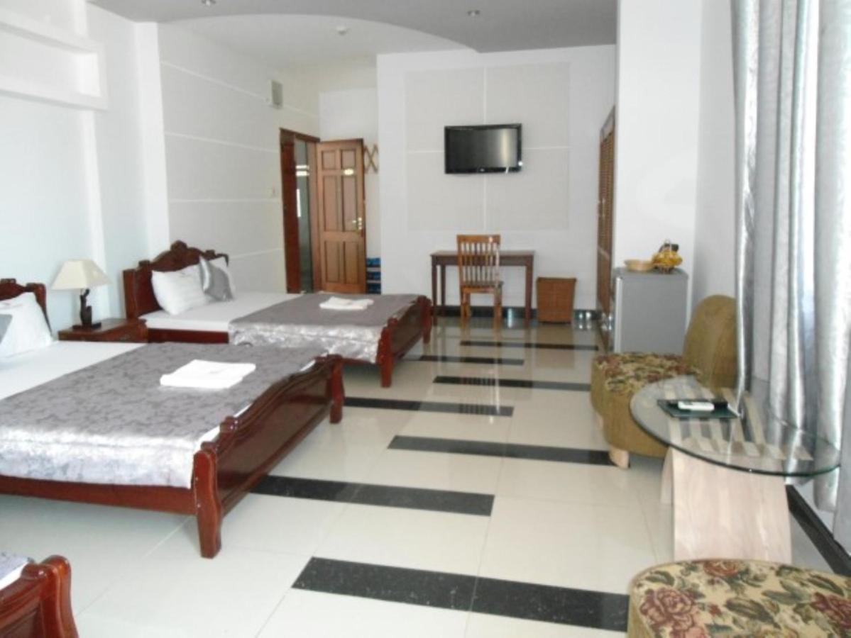 Khang Khang 2 Hotel Куинён Экстерьер фото