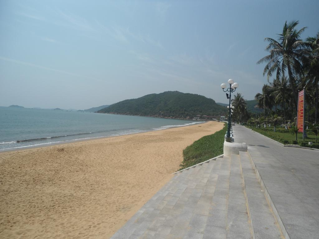 Khang Khang 2 Hotel Куинён Экстерьер фото